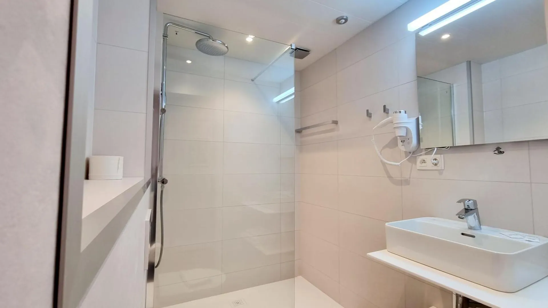 Hotel Cardiff Ostend