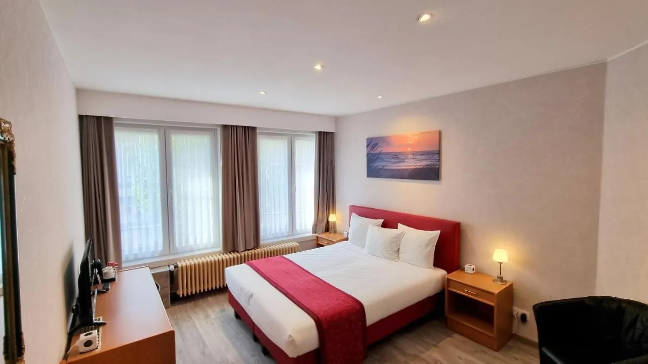 ***  Hotel Cardiff Ostend Belgium